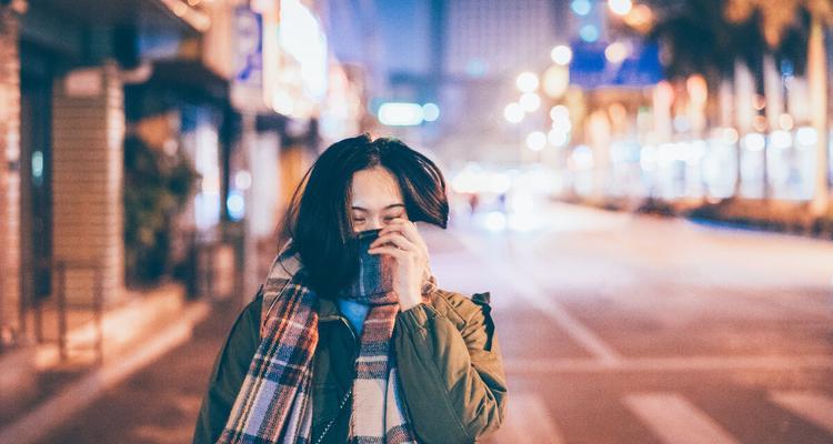 男友突然提出分手，如何挽留？（成功挽救感情的15个技巧，让你恋爱稳如泰山）-第1张图片-恋语空间