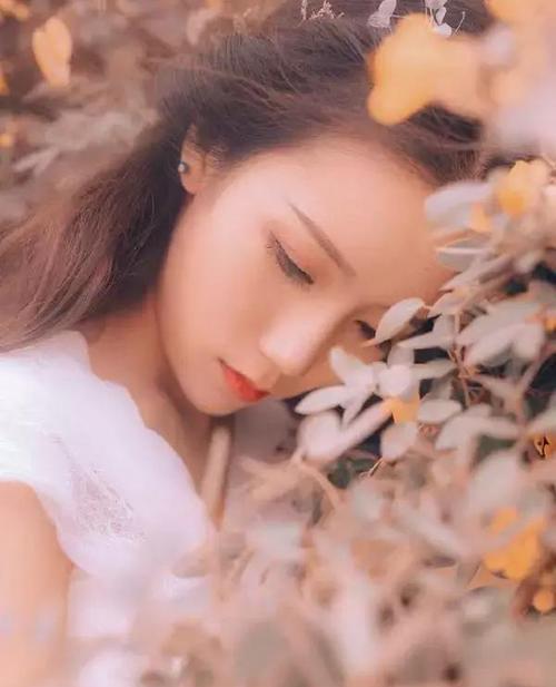 眼泪的力量（用泪水打动心灵，重燃爱的火焰）