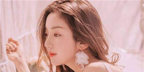 女人出轨后，感情还能挽回吗？（探寻女人出轨的原因及解决方法，保护爱情关系的稳定。）