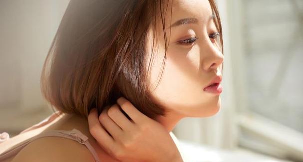 女生表白攻略（以五招提高成功率，让他对你心动不已）-第3张图片-恋语空间