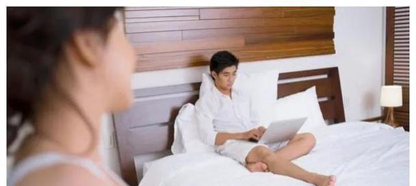 男人出轨，女人应该原谅吗？（爱情的考验，背叛的伤痛）