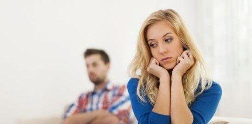 老婆闹离婚怎么挽回？15个有效方法教你成功挽回（从情感沟通到夫妻相处，15个有效方法助你挽回离婚危机）-第2张图片-恋语空间