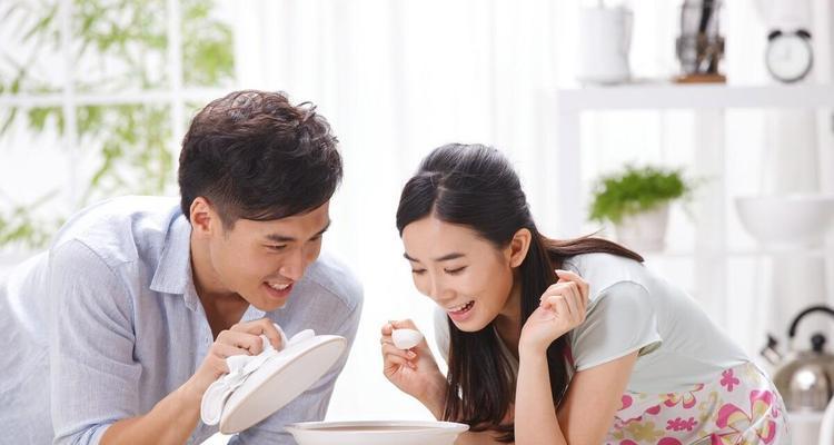 老婆闹离婚怎么挽回？15个有效方法教你成功挽回（从情感沟通到夫妻相处，15个有效方法助你挽回离婚危机）-第3张图片-恋语空间