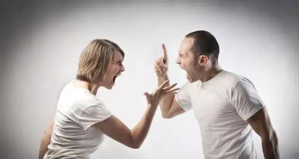 怀疑男友出轨，应该如何应对？（掌握证据、沟通解决、保护自己）-第3张图片-恋语空间
