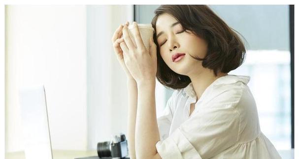 大龄剩女如何设立择偶标准（择偶标准的重要性和实用方法）-第2张图片-恋语空间