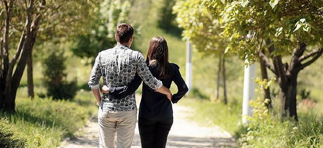 婚外情分手后如何挽回情人？（15个实用方法教你成功挽回爱情）-第2张图片-恋语空间