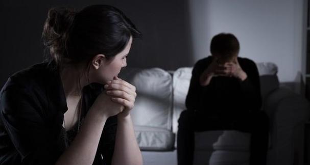 婚外情分手后如何挽回情人？（15个实用方法教你成功挽回爱情）-第1张图片-恋语空间