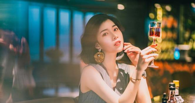 老公出轨女人的典型错误做法（摆脱痛苦的关键是正确处理）-第2张图片-恋语空间