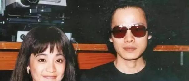 洒脱放手，别再眷恋（走出分手的阴影，重拾自我信心）