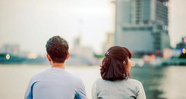 如何挽回婚外情的情人（分手后想她如此之深，不妨试试这些方法）-第1张图片-恋语空间