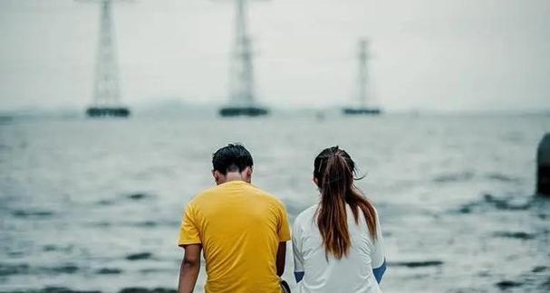 老婆暧昧聊天，怀疑出轨？如何应对？