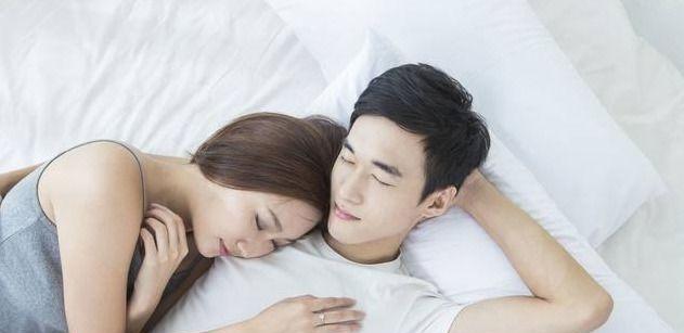 老婆出轨了怎么处理那个男人？（如何应对婚姻危机中的第三者）