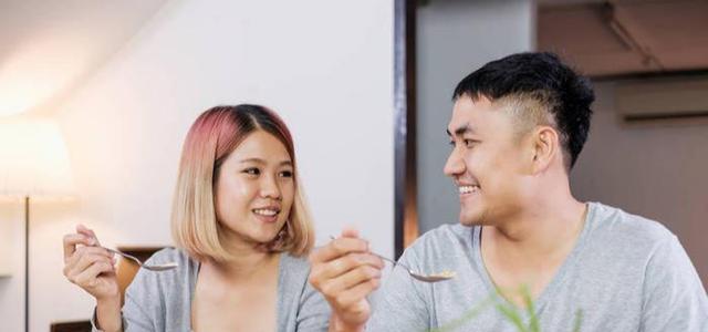 约会下雨了怎么办？（7种有效方式应对下雨天约会）