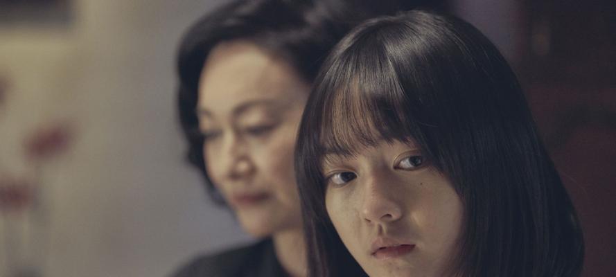 办公室恋情的弊端（办公室恋情会影响工作效率、职场形象和员工心理健康）