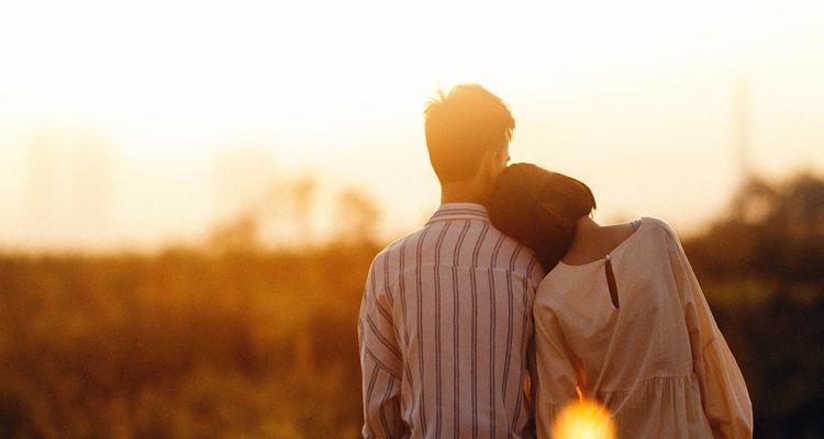 如何挽回婚姻？（掌握正确方法，重建幸福家庭。）-第3张图片-恋语空间