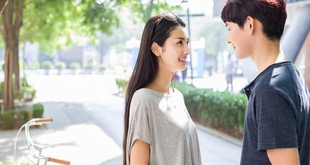 如何让缺乏安全感的女生自救（建立自我安全感的方法与技巧）