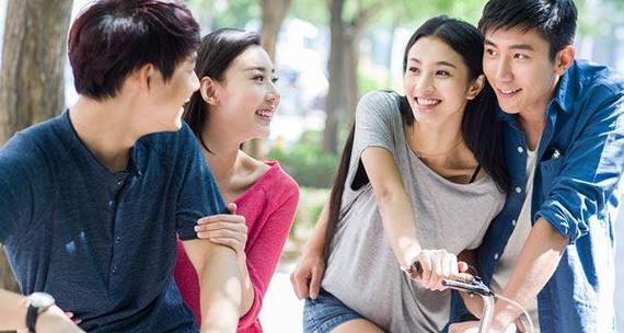 追女生一个月，应该放弃吗？（追求爱情的艰难决策与时机）-第2张图片-恋语空间