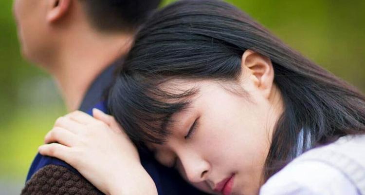 如何以情感挽回怀疑女朋友出轨分手后的关系（成功挽回爱情的15个有效方法）
