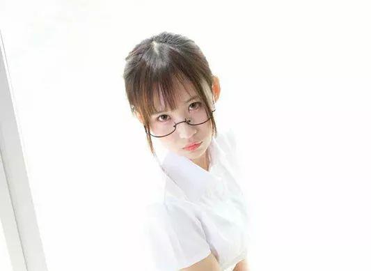 吸引妹子的10个绝招，让她主动喜欢上你（如何让妹子对你产生好感，提高成功率）-第3张图片-恋语空间