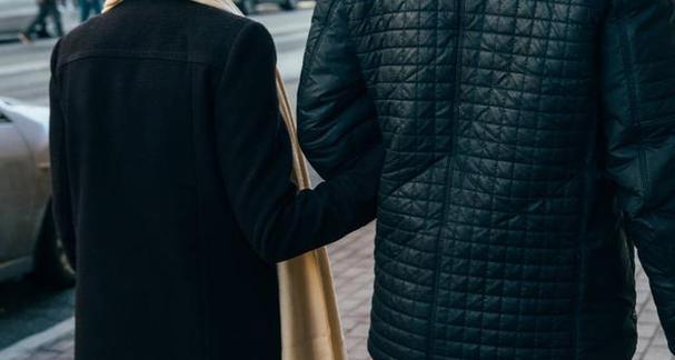 如何经营一段差强人意的婚姻（探索关键因素，培养幸福感）-第2张图片-恋语空间