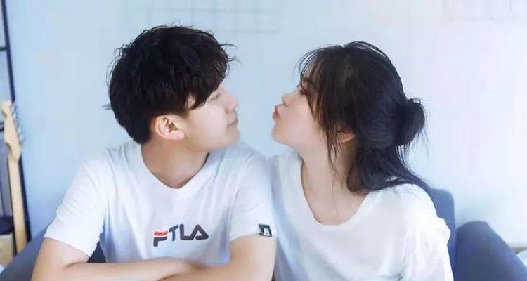 分手不是终点，赚钱也能挽回感情（通过经济实力重获爱情，实用技巧揭秘）-第1张图片-恋语空间