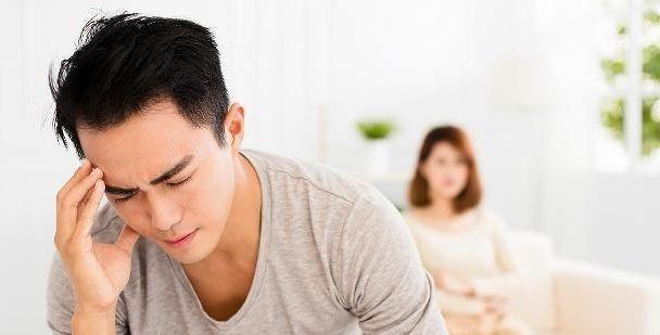 男人出轨的心理分析（探究男人出轨的原因和心理变化，提醒女性避免情感危机）-第1张图片-恋语空间