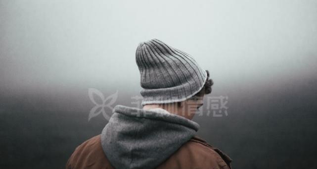 如何应对男友说累了想分手的情况（解决分手危机，挽回爱情关键）-第2张图片-恋语空间