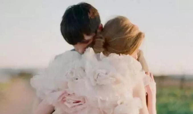 如何挽回女友的心？（当女友说我们不合适的时候，该怎么办？）-第2张图片-恋语空间