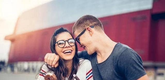 如何挽回夫妻感情？（以老公出轨欲离婚为例，教你重建家庭和谐）-第2张图片-恋语空间