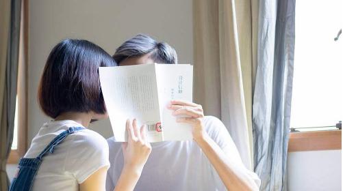 如何调整心态应对毕业季变分手季（心态调整关键，迎接新生活）-第2张图片-恋语空间
