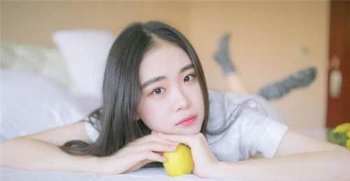 如何开场解决追女生故意几天不联系的尴尬局面（追女生必备技能，用轻松开场）-第2张图片-恋语空间