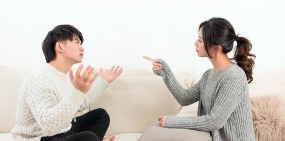 夫妻吵架六句话，伤痕累累（以刺激为武器的语言，你还敢说？）