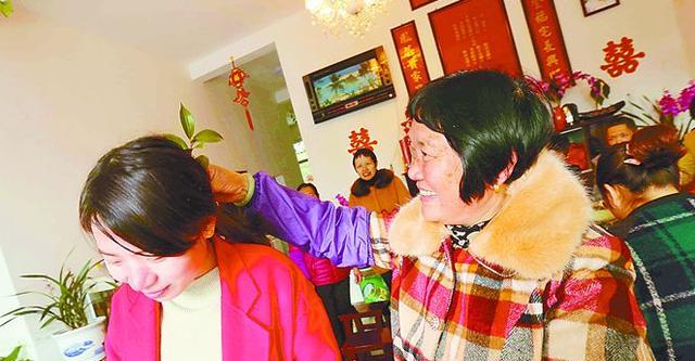 出嫁户口留娘家新规，重塑家庭结构（全国性政策生效，户籍制度面临巨大变革）-第2张图片-恋语空间
