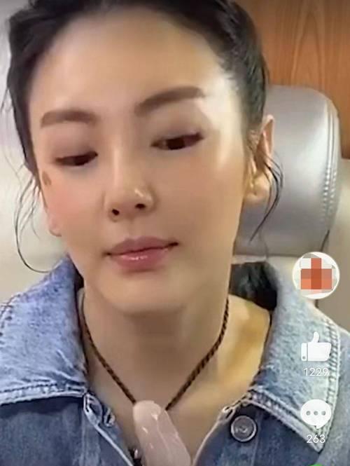 如何迅速折服女生心——撩妹技巧大揭秘（教你如何成为女孩们心中的白马王子）-第1张图片-恋语空间