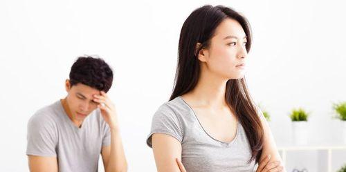 男人变心了！如何看出明显的表现？（婚姻中的男人变心了，这15个明显表现，你一定不能忽略！）-第1张图片-恋语空间