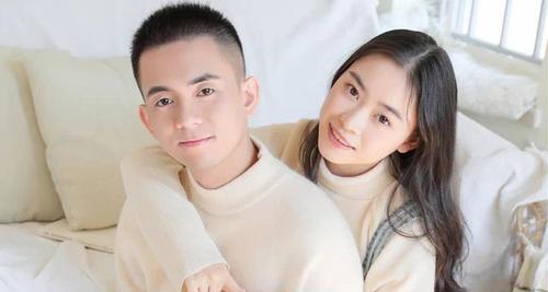 男人这3个表现说明心里有你，别急着说分手！（看懂TA的心，让爱情更长久）