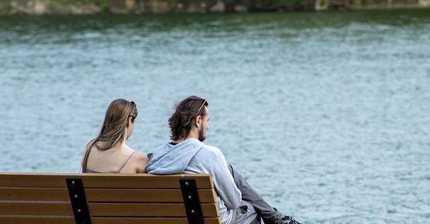 男士如何成功挽回失去的爱情（真实案例分析+成功的关键在于自我改变）-第2张图片-恋语空间