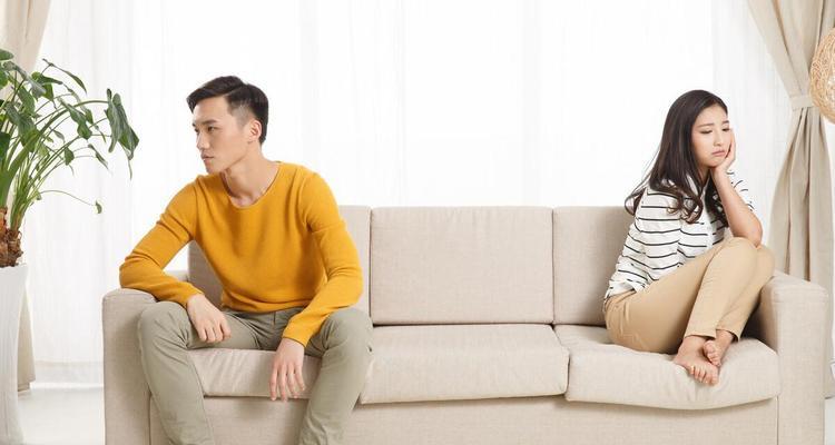 情人吵架怎么挽回（用沟通和理解化解矛盾，重建感情）