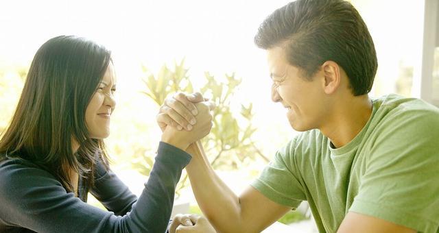夫妻吵架伤感情，这六句话一定不能说（学会掌控语言，保护爱情关系）