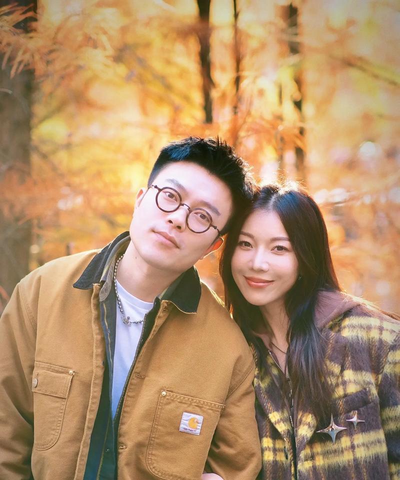 异地恋是否一定要分手？（情感经营与信任是关键/异地恋困难和应对方法）